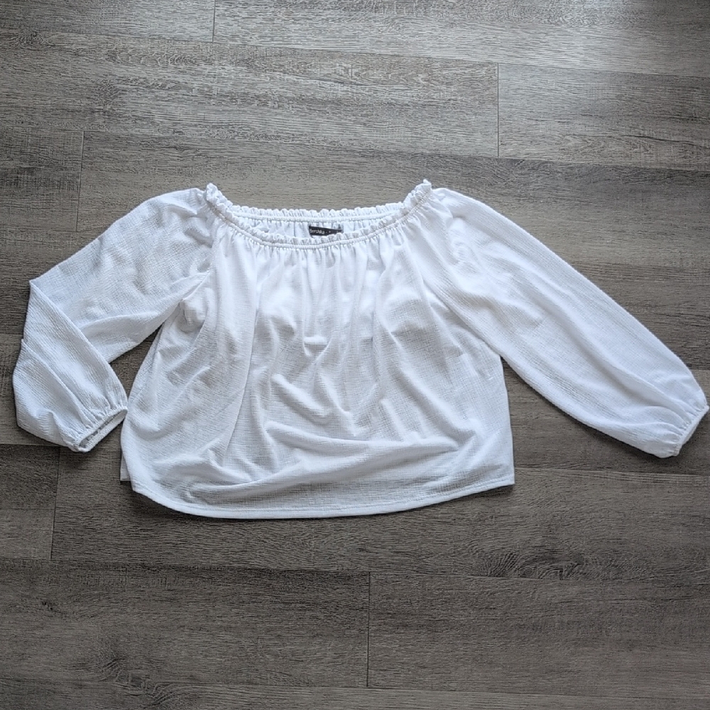 Bershka Elegant White Off-Shoulder Blouse